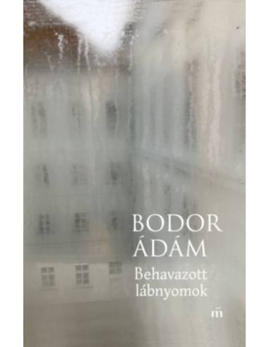 Behavazott lábnyomok